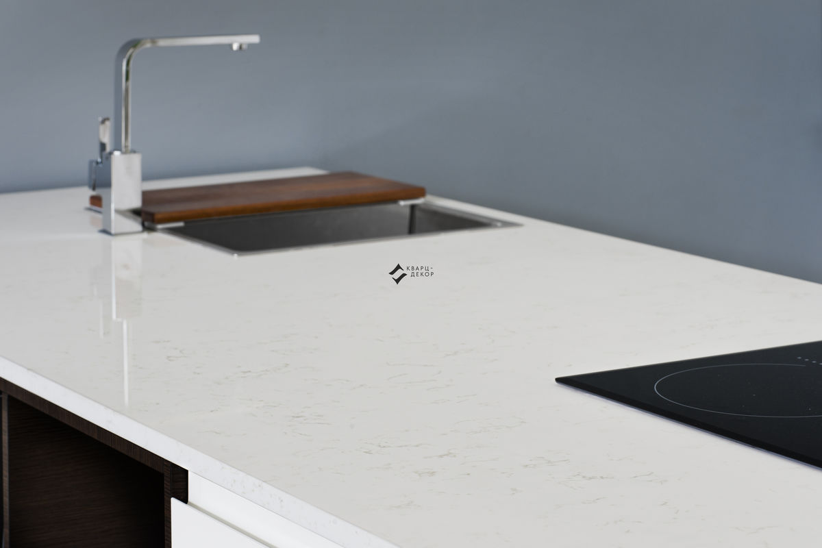 BQ8220 CARRARA