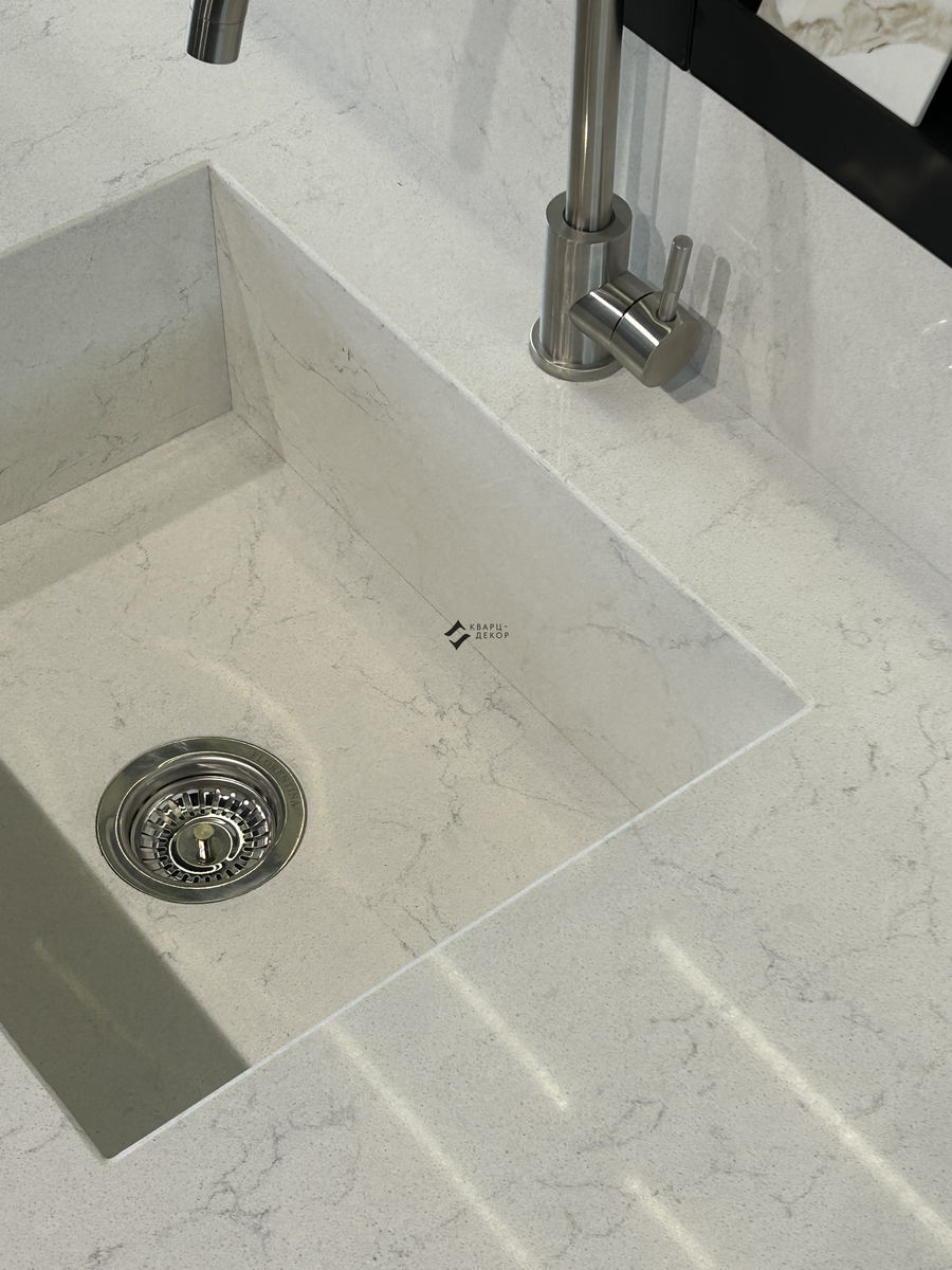 BQ2600 VALLEY WHITE