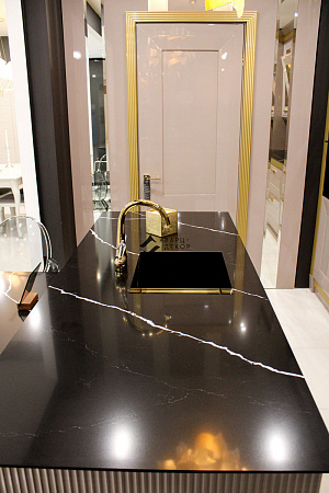 BQ8740 NERO MARQUINA